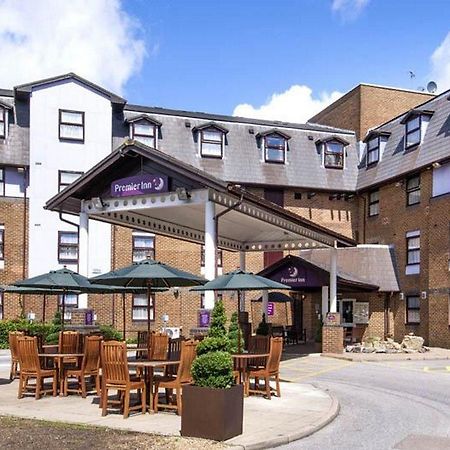 Premier Inn London Gatwick Airport - A23 Airport Way Crawley  Exterior foto